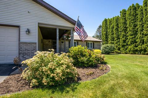 7906 Windspoint Rd, Roscoe, IL 61073 photo 5