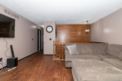 1312 Hanson Dr, Normal, IL 61761 photo 5