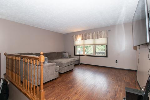 1312 Hanson Dr, Normal, IL 61761 photo 2