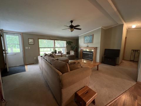 202 Spring St, Kingston, IL 60145 photo 4