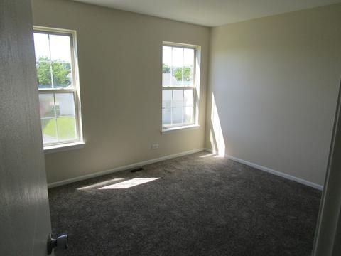 523 Sandy Ct, Harvard, IL 60033 photo 7