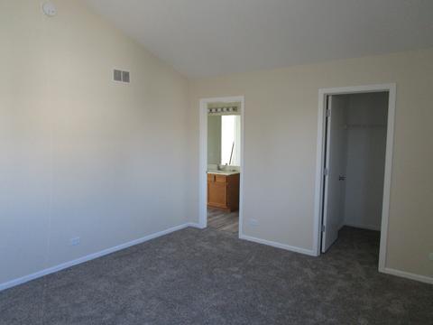 523 Sandy Ct, Harvard, IL 60033 photo 9