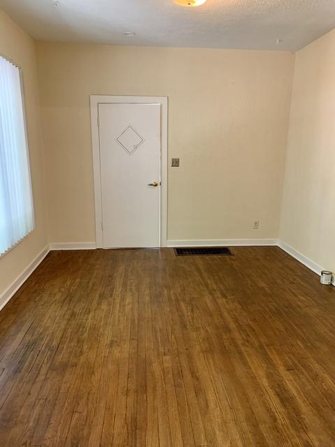 304 Dwight St, Elgin, IL 60120 photo 7