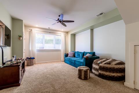 1136 E Prairie Ave, Des Plaines, IL 60016 photo 17