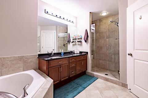 1136 E Prairie Ave, Des Plaines, IL 60016 photo 12
