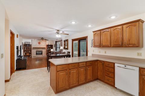 1613 Brougham St, Normal, IL 61761 photo 12