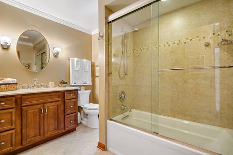 565 Longfellow Dr, Wheaton, IL 60189 photo 18