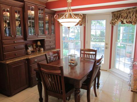 565 Longfellow Dr, Wheaton, IL 60189 photo 7