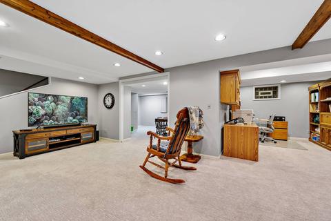565 Longfellow Dr, Wheaton, IL 60189 photo 19