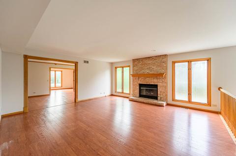 2111 Carlisle St, Algonquin, IL 60102 photo 6