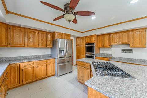 2111 Carlisle St, Algonquin, IL 60102 photo 9