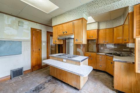 4004 Anna Ave, Lyons, IL 60534 photo 5