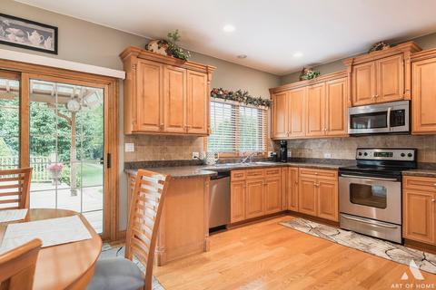 7322 W 72nd St, Bridgeview, IL 60455 photo 14