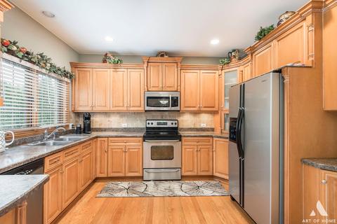 7322 W 72nd St, Bridgeview, IL 60455 photo 16