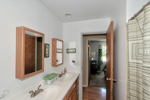 816 Concord Ln, Hoffman Estates, IL 60192 photo 20