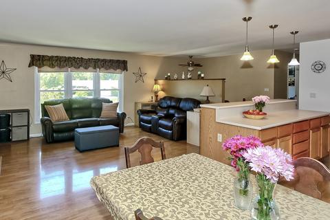 816 Concord Ln, Hoffman Estates, IL 60192 photo 8
