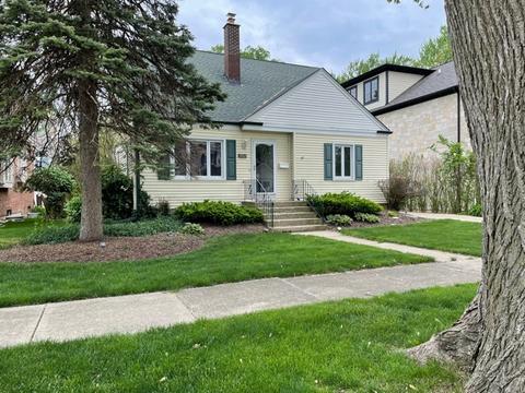 106 E Cayuga Ave, Elmhurst, IL 60126 photo 1