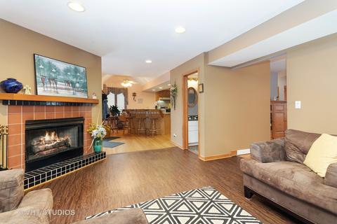 106 E Cayuga Ave, Elmhurst, IL 60126 photo 7
