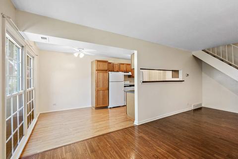 1668 Williamsburg Ct #E, Wheaton, IL 60189 photo 6