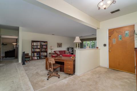 1812 Lisbon Rd, Morris, IL 60450 photo 6