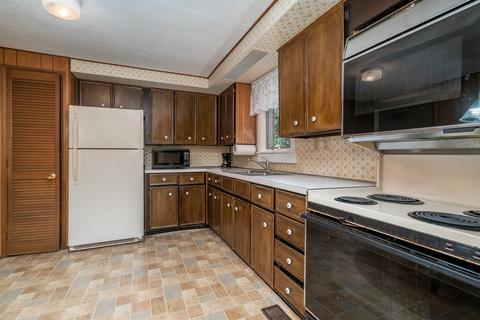 1812 Lisbon Rd, Morris, IL 60450 photo 13