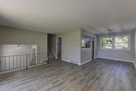 22737 Lahon Rd, Steger, IL 60475 photo 4