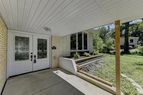 22737 Lahon Rd, Steger, IL 60475 photo 2