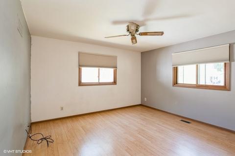 1711 Highview Ave, Mchenry, IL 60050 photo 4