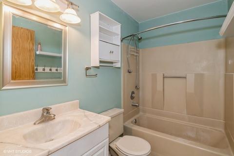 1711 Highview Ave, Mchenry, IL 60050 photo 5