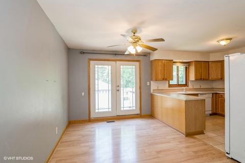 1711 Highview Ave, Mchenry, IL 60050 photo 3