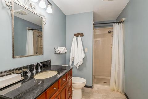 227 Pilgrims Path, Gurnee, IL 60031 photo 23