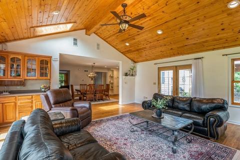 227 Pilgrims Path, Gurnee, IL 60031 photo 14