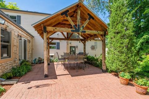 227 Pilgrims Path, Gurnee, IL 60031 photo 5