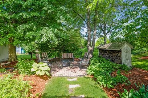 227 Pilgrims Path, Gurnee, IL 60031 photo 9