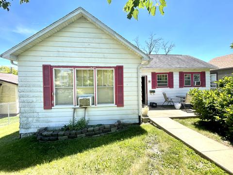 227 E Iowa St, Spring Valley, IL 61362 photo 1