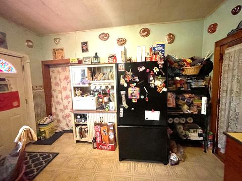 227 E Iowa St, Spring Valley, IL 61362 photo 6