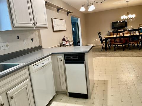 236 N Albert Ave, Mcnabb, IL 61335 photo 10