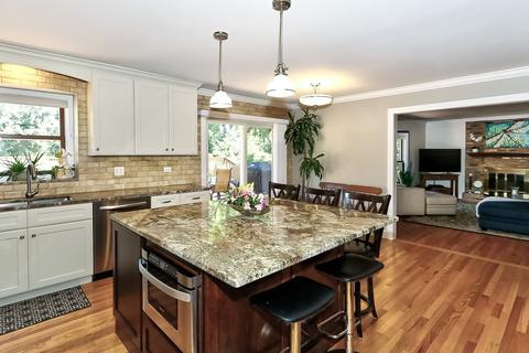 1320 Gaslight Dr, Algonquin, IL 60102 photo 9