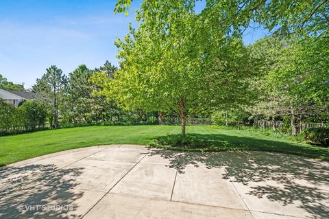 1716 Falling Leaf Ln, Northbrook, IL 60062 photo 24
