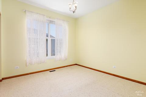 2426 Eisenhower Blvd, Mchenry, IL 60051 photo 21