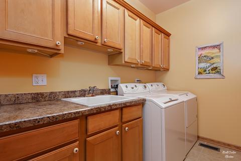 2426 Eisenhower Blvd, Mchenry, IL 60051 photo 22