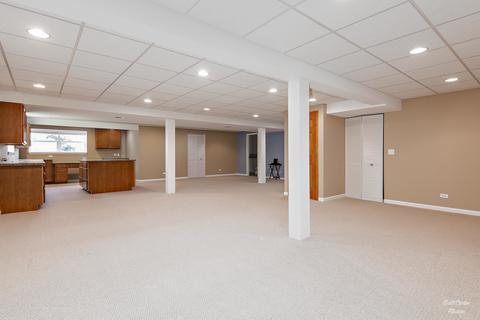 2426 Eisenhower Blvd, Mchenry, IL 60051 photo 23
