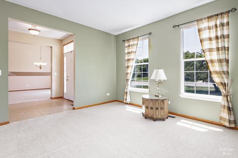 2426 Eisenhower Blvd, Mchenry, IL 60051 photo 5