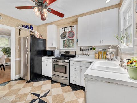 130 E Maple St, Lombard, IL 60148 photo 8
