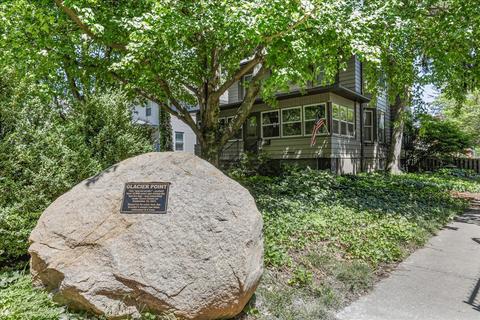 1510 E Grove St, Bloomington, IL 61701 photo 2