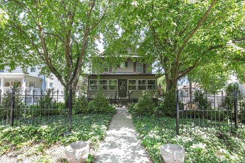 1510 E Grove St, Bloomington, IL 61701 photo 1