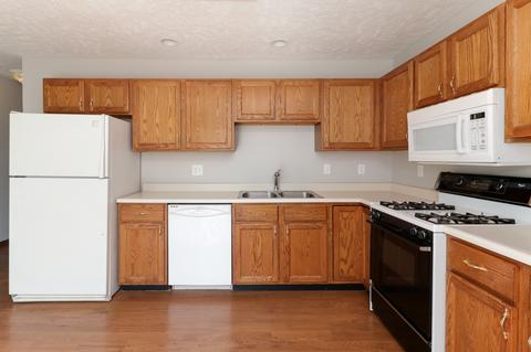 1310 Henry St, Normal, IL 61761 photo 10