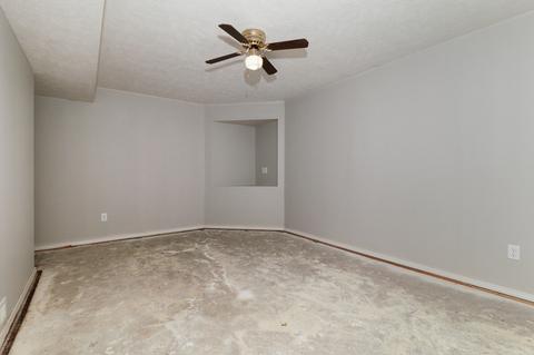 1310 Henry St, Normal, IL 61761 photo 21