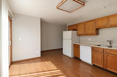 1310 Henry St, Normal, IL 61761 photo 9