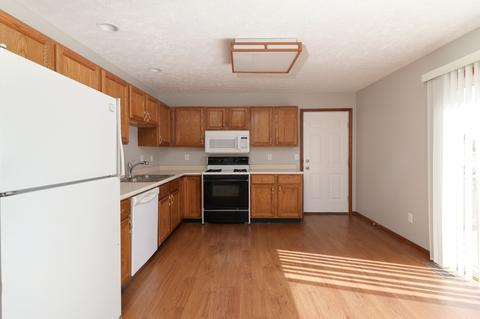 1310 Henry St, Normal, IL 61761 photo 7